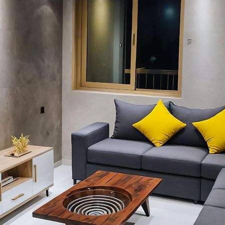 Super Apartement Totalement Neuf A Cote De Marjane Avec La Climatisation Et Wifi Tánger Exterior foto